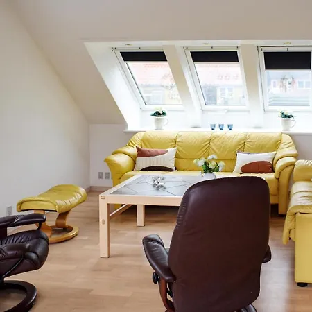 Semesterbostad Lovely In With Kitchen